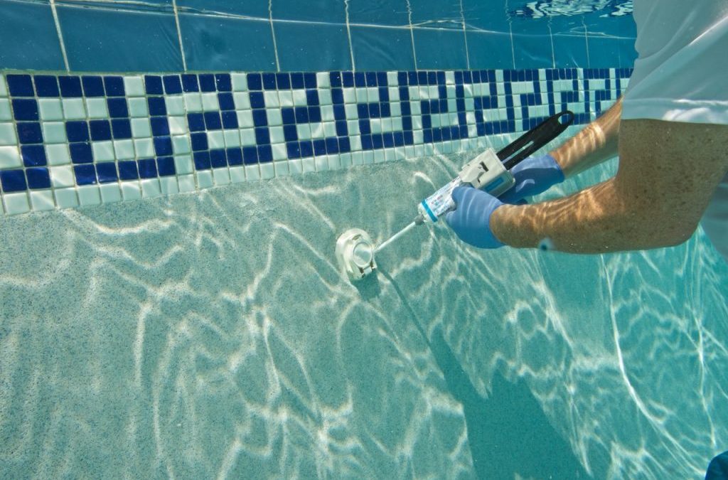 How to Seal a Leaking Swimming Pool