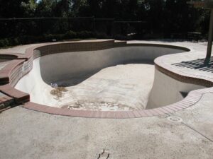 Can a concrete pool be left empty