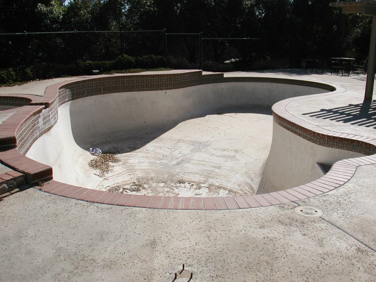 Can a concrete pool be left empty